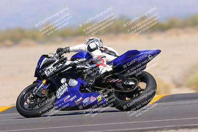 media/Oct-08-2022-SoCal Trackdays (Sat) [[1fc3beec89]]/Turn 16 (125pm)/